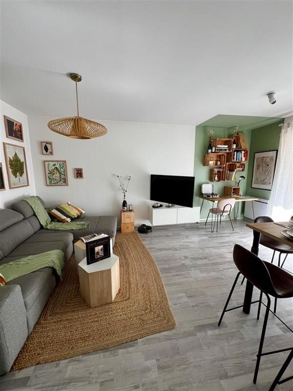 Clovis - Hypercentre Avec Balcon Et Parking Apartman Reims Kültér fotó